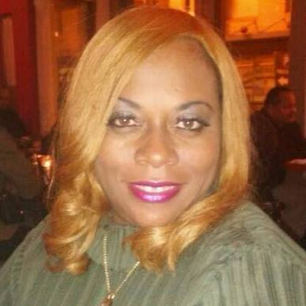 Meet your Posher, Angelia